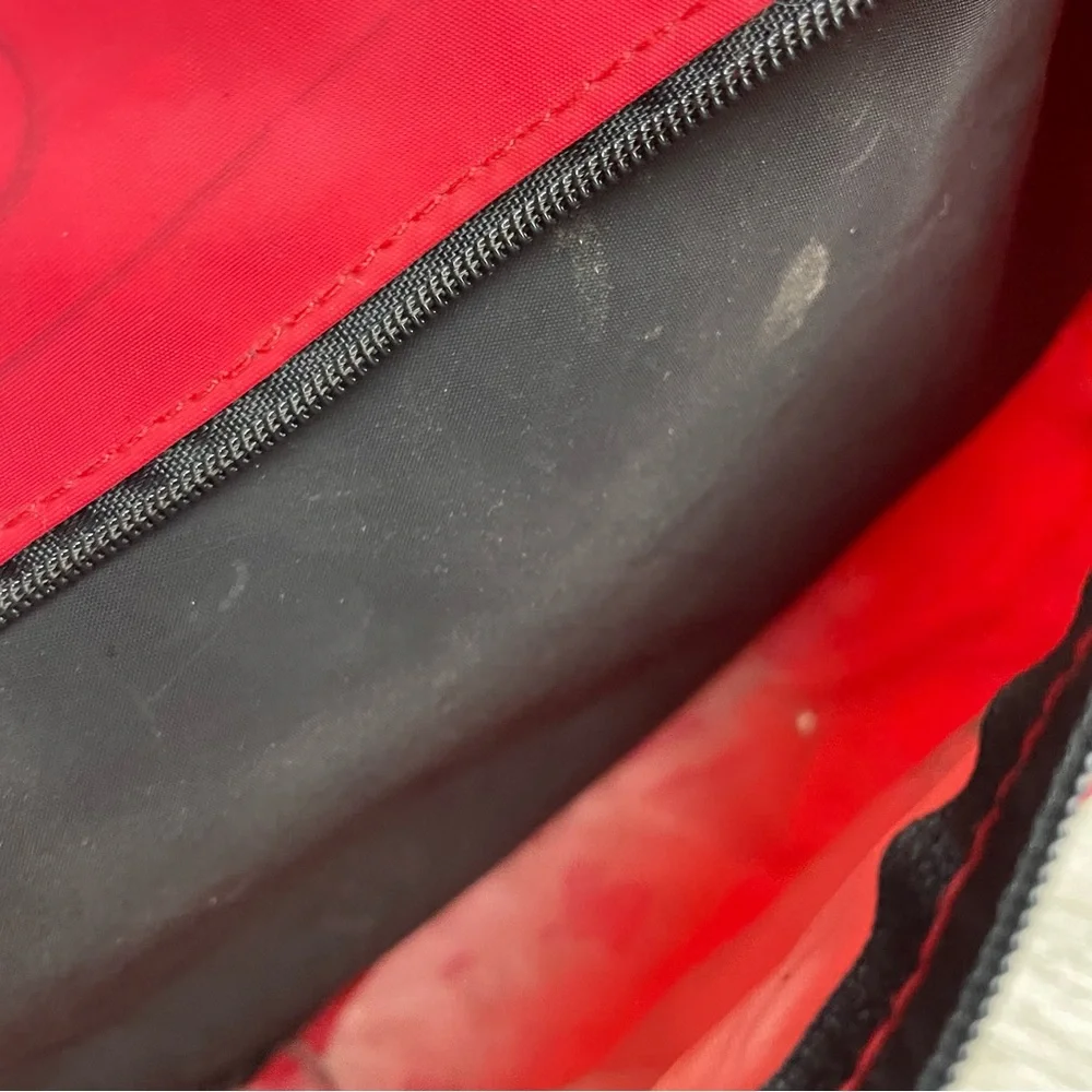 Vintage 90's Chicago Bulls Duffle Bag NBA Red Black 20” x 10”